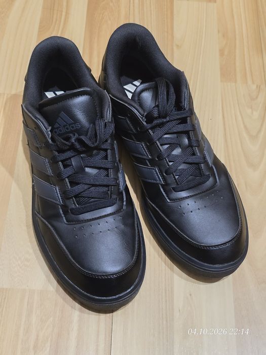 Кросівки Adidas Courtblock