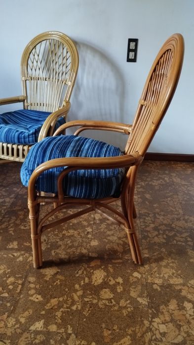 Conjunto de 4 Cadeiras de Bambu com Almofadas Azuis