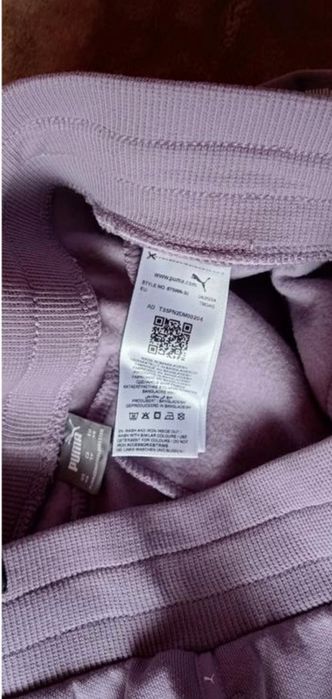 Штани фірмові Puma оригінал жіночі стан нових XS на резинці і шнурівці