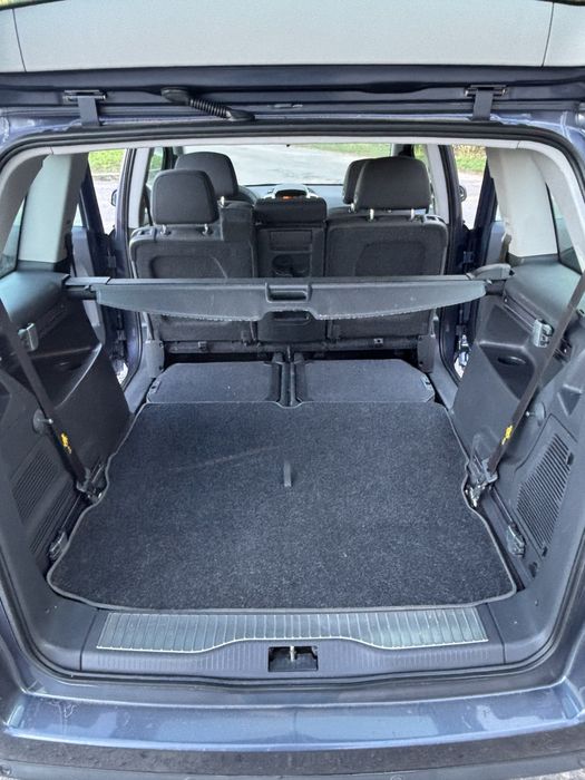 Opel Zafira 2009р