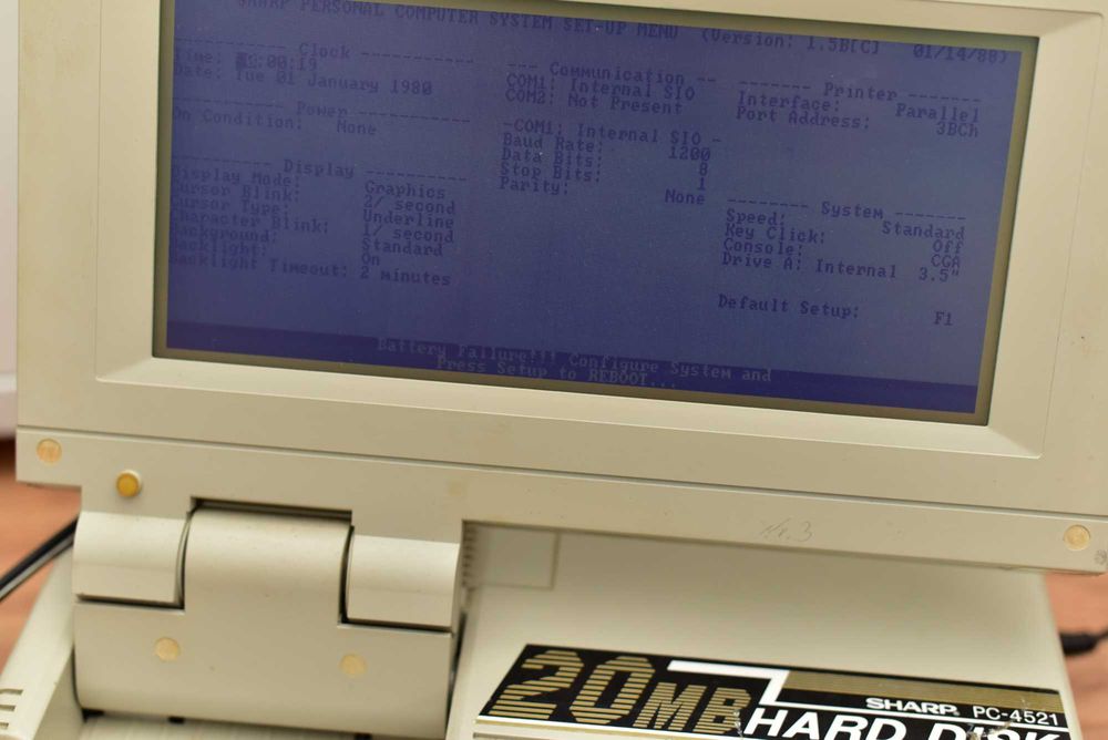 Unikat Retro! Laptop Sharp PC-4521 (1987)  Dysk 20MB  MS-DOS  Klasyk