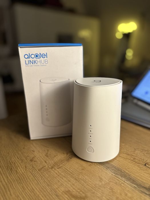 Alcatel LINK HUB 4G WiFi (LTE Cat.7 300Mbps/100Mbps)