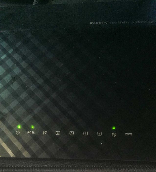 Продам роутер ASUS DSL-N10E рабочий