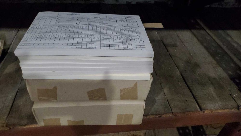 Квитки, билети, рулонні автобусні