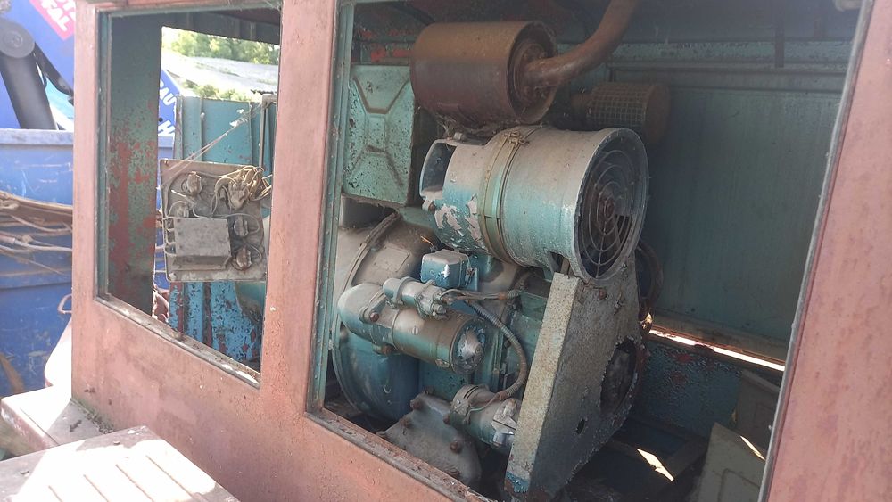 Продам трёхфазный дизельный генератор,на лафете