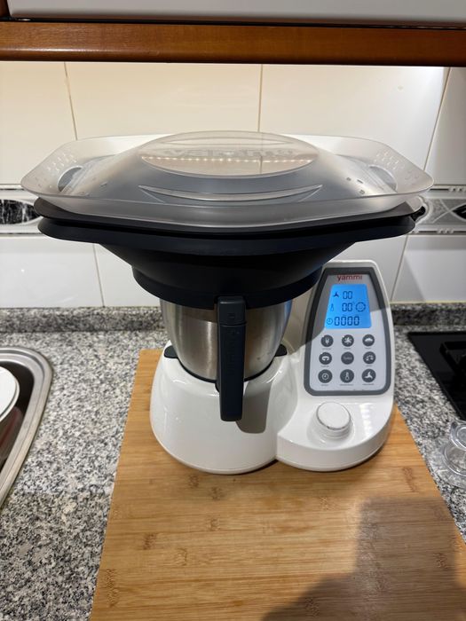 Robô de Cozinha YÄMMI 2 upgrade + Bandeja + 1 Livro de Receitas