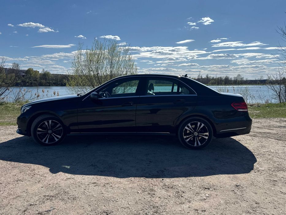 Mercedes-Benz E-Class 2013 W212 (FL)  •  350d BlueTEC G-tronic (252 к.с.) 4Matic  •  Base
