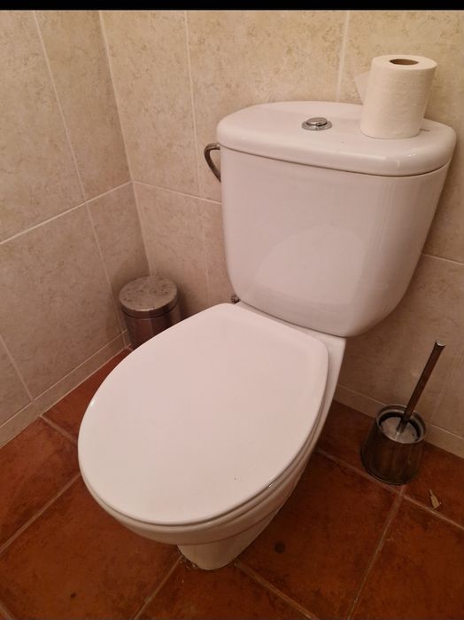 Sanita com autoclismo