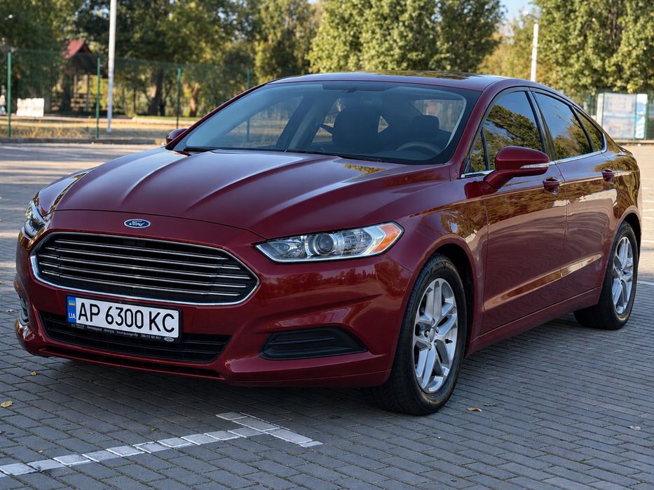 Ford Fusion 2014 в хорошем состоянии