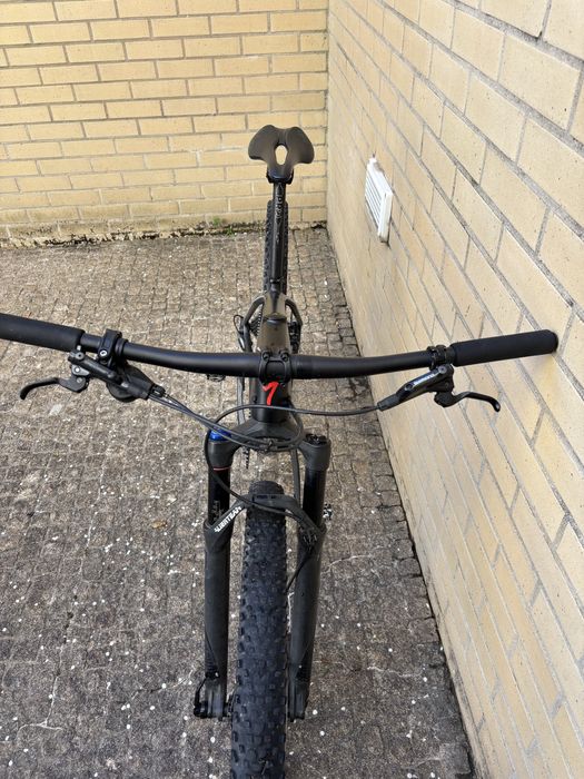 Bicicleta specialized epic tamanho M