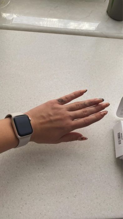 Apple watch SE 40мм