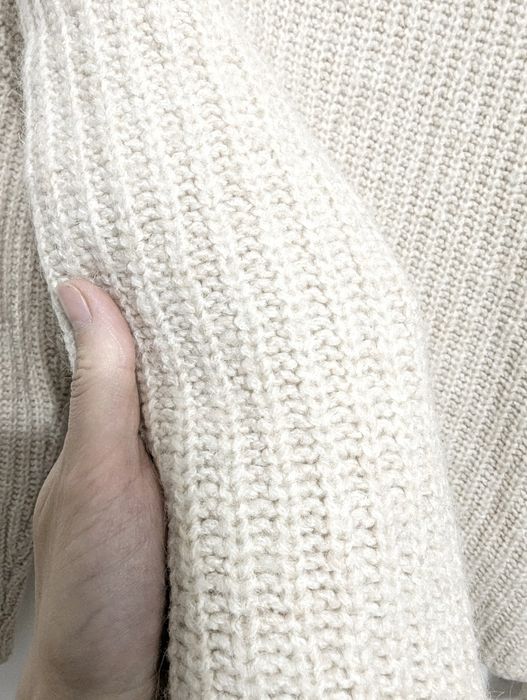 Тепла кофта, у складі шерсть