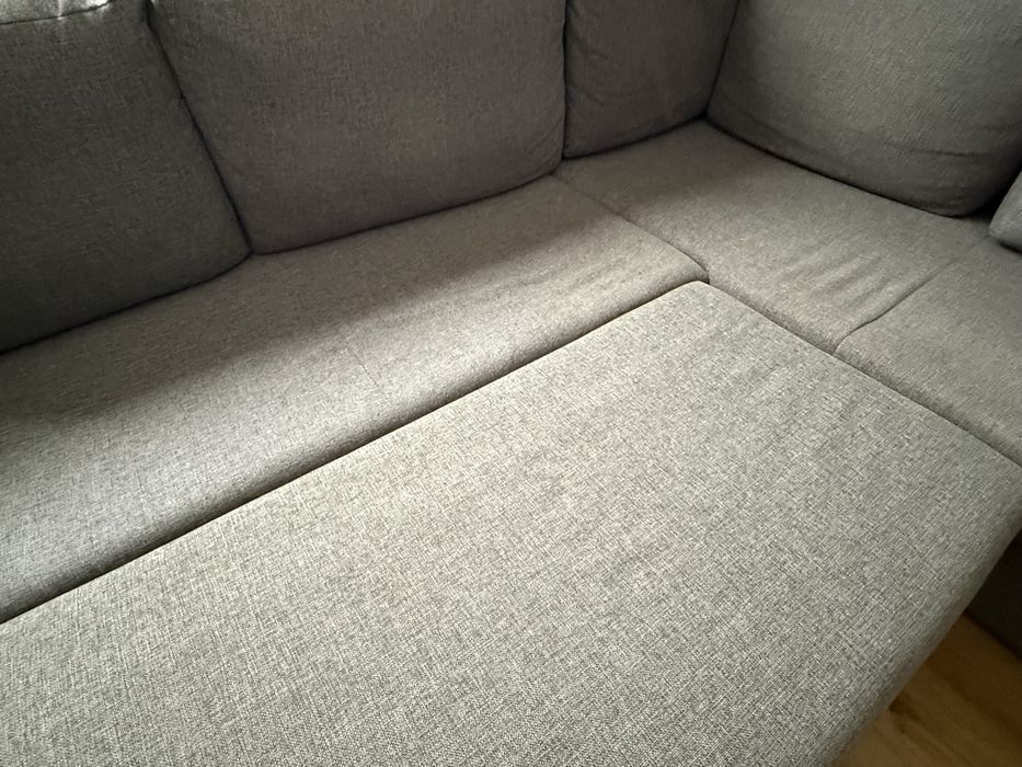 Sprzedam narożnik z  pufą