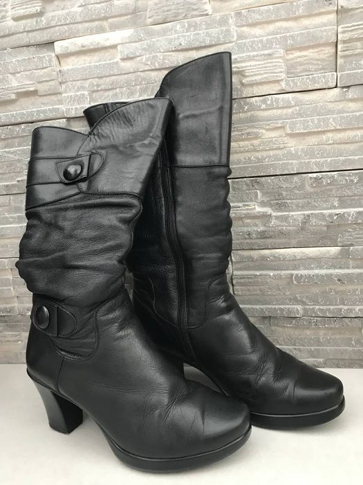 Продам сапоги зимние женские(40 размер)