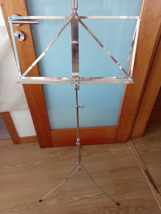 Estante música Wittner