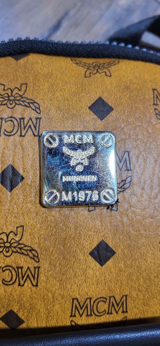 MCM brązowy camel plecak damski logo premium średni