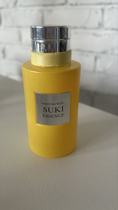 Woda perfumowana Suki Essence Weil 100 ml (zuzyto 5%) Tomaszów