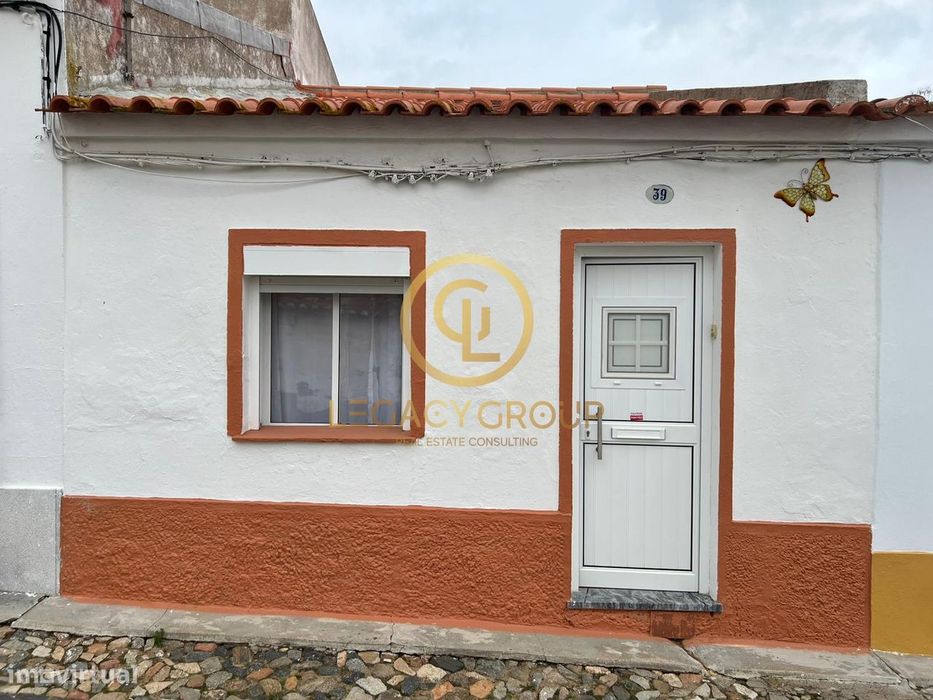 Moradia T3 sem degraus com quintal em Baleizão, Beja