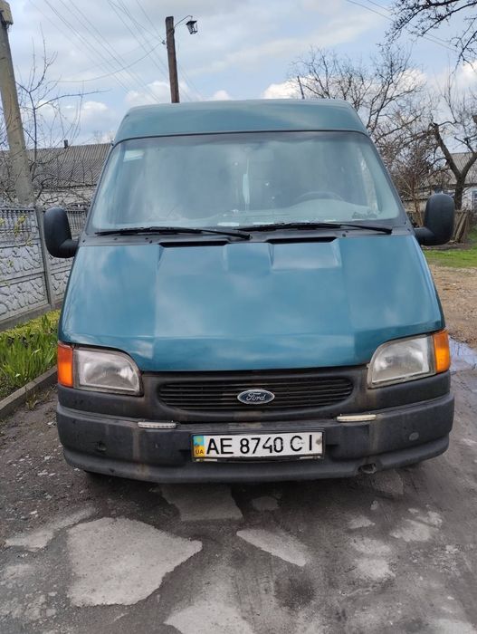 Продам автомобіль Ford