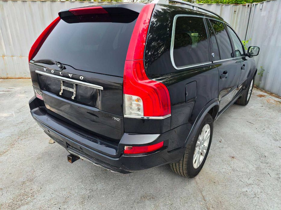 Volvo XC90      2014