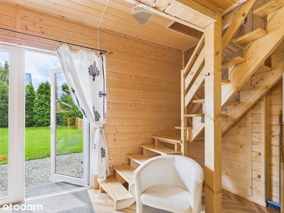 Drewniany dom w Murzasichlu z widokiem