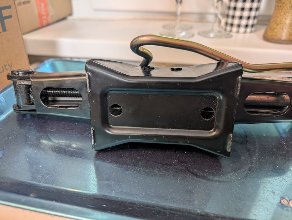 Оригінальний новий домкрат Peugeot / Citroen (PSA 9656868180) Bowden