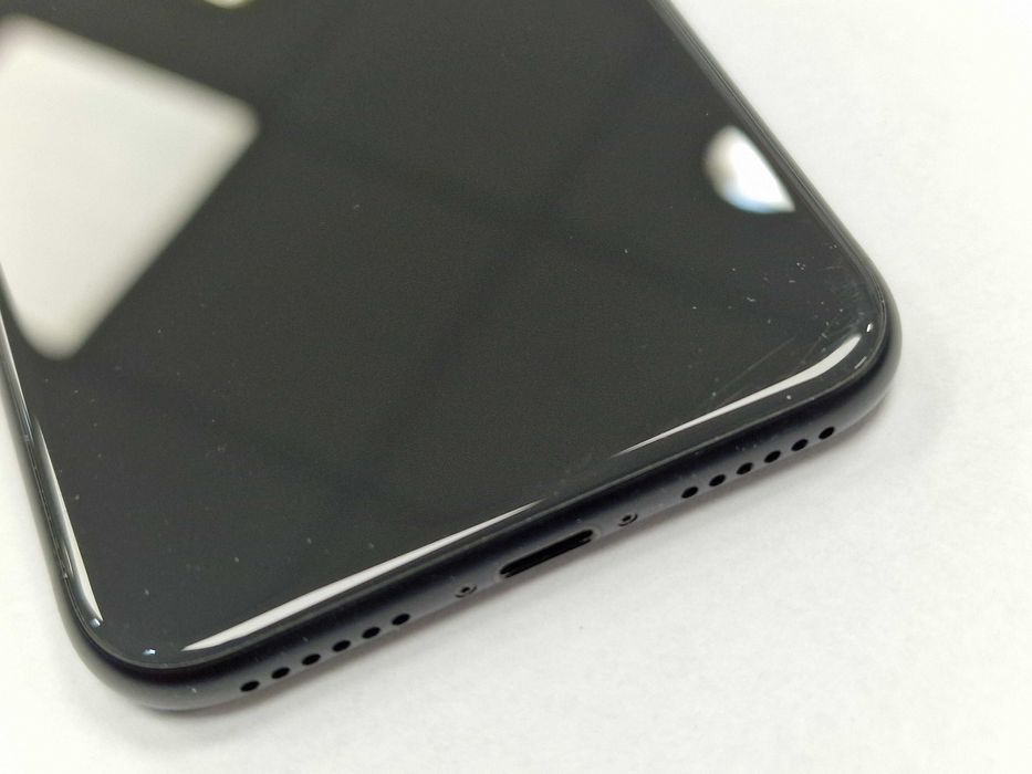 Iphone SE 2020/ 64GB/ Black/ Czarny/ Bat 87%/ Grade A-/ Gwarancja