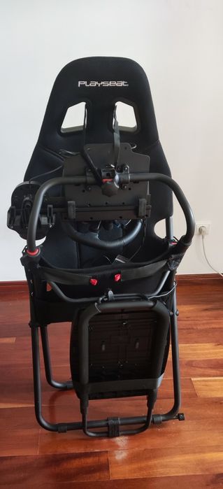 Playseat + Logitech G29 kit