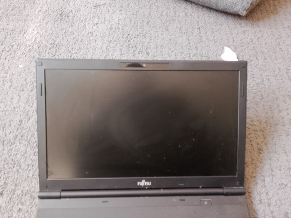 laptop Fujitsu A532