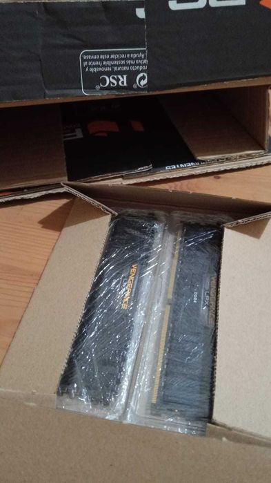 64GB RAM Corsair Vengeance LPX DDR4 3200MHz CL16 (2x32GB)