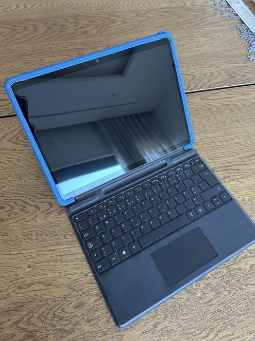 Microsoft Surface Pro 11 Novo + teclado + caneta + capa