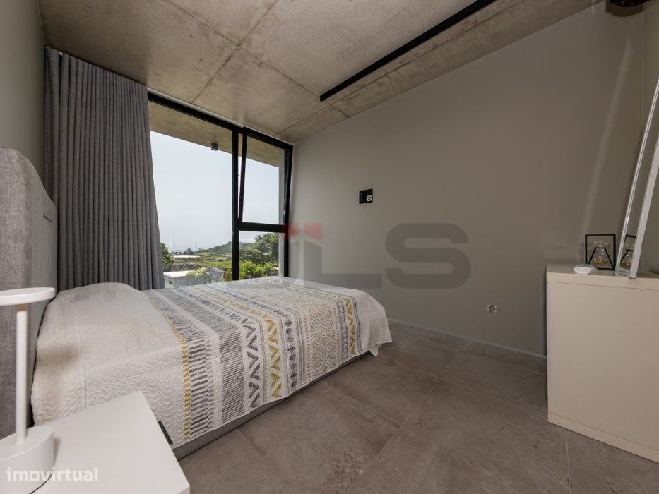Refúgio Exclusivo com Vista Mar em São Roque, São Miguel
