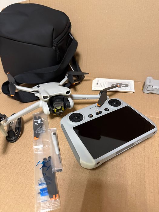 Drone DJI Mini 3 + extras