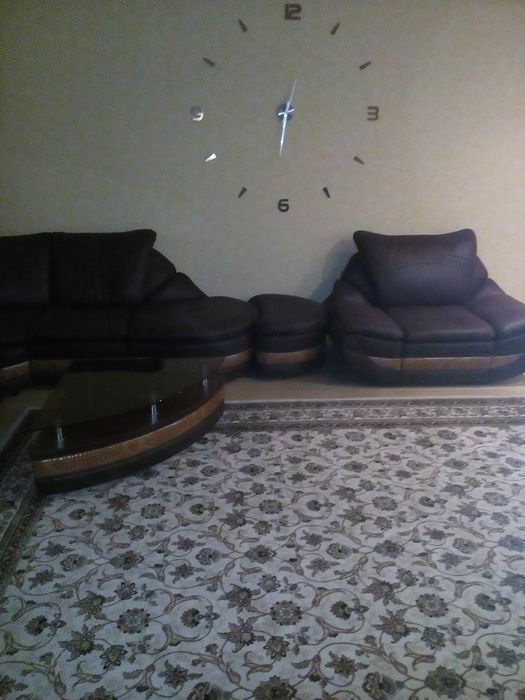 Ремонт и перетяжка мягкой мебели. Болшой выбор ткани. Фурнитура