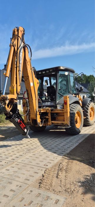 Koparko ładowarka młotem, koparka, wywrotka, ziemia piasek gruz