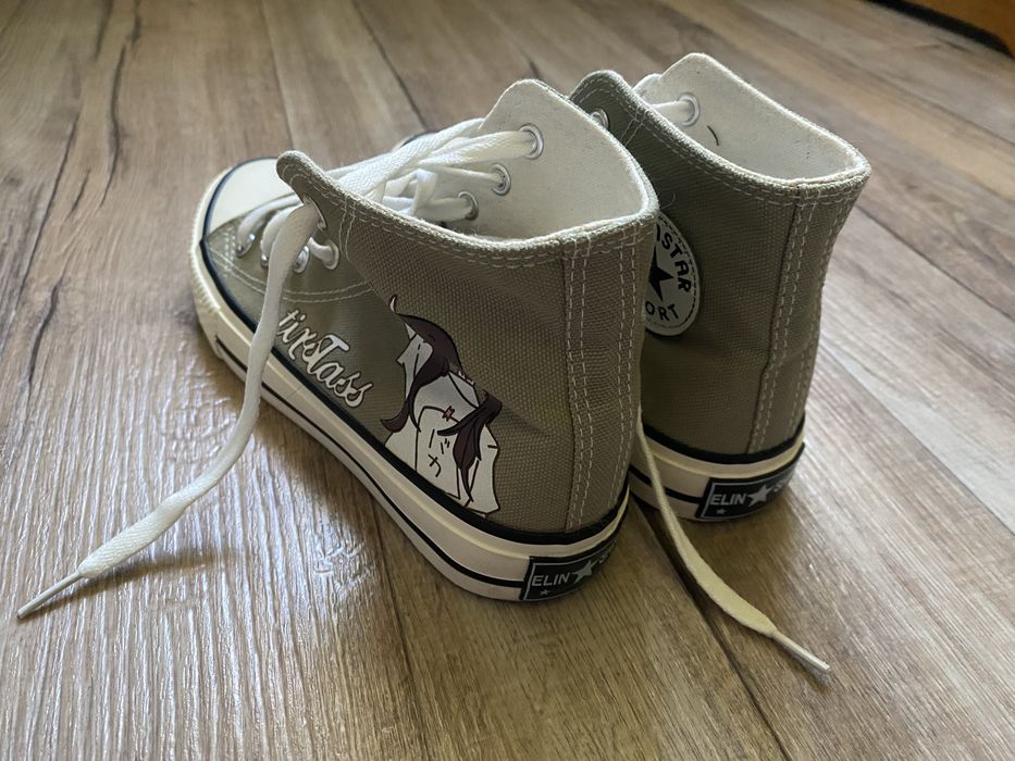 Кеди жіночі в стилі Converse
