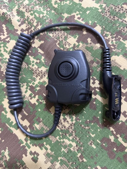Кнопка PTT 3M PELTOR™ під Motorola DP4400/4800
