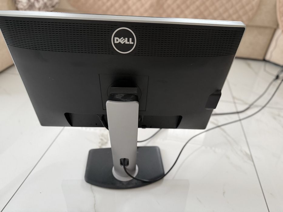 Монітор DELL U2412mc