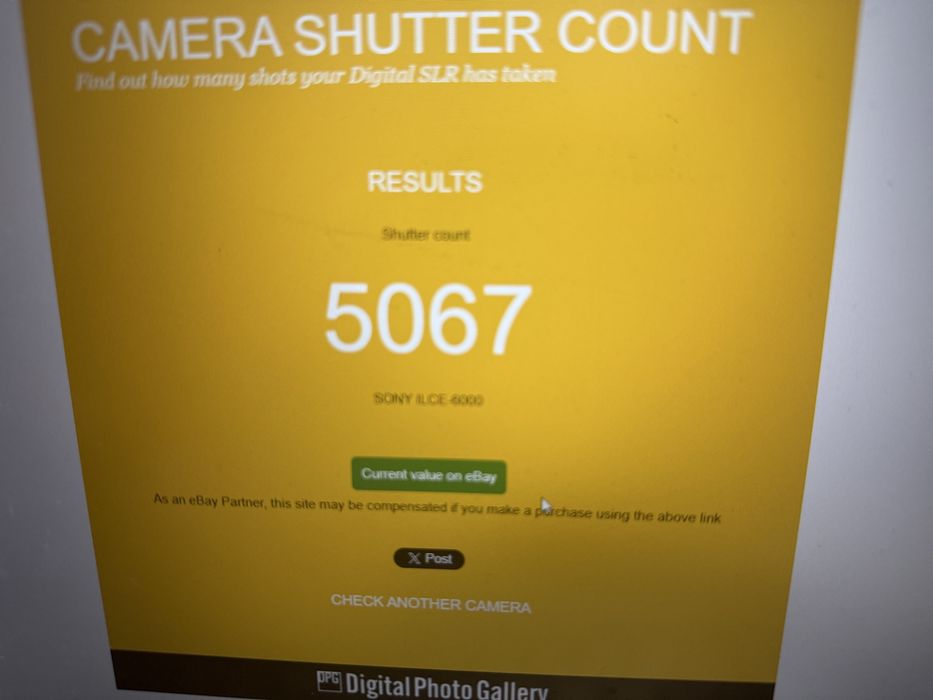 Aparat Sony alfa6000 z dwoma obiektywami