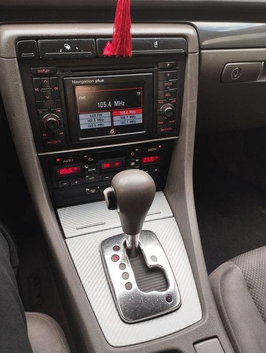 Авді а4б6 2002р.2.5дізель