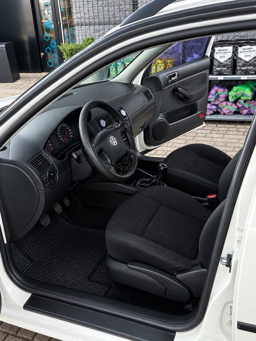 Продам Volkswagen Golf 4 1.9 турбо дизель в идеальном состоянии