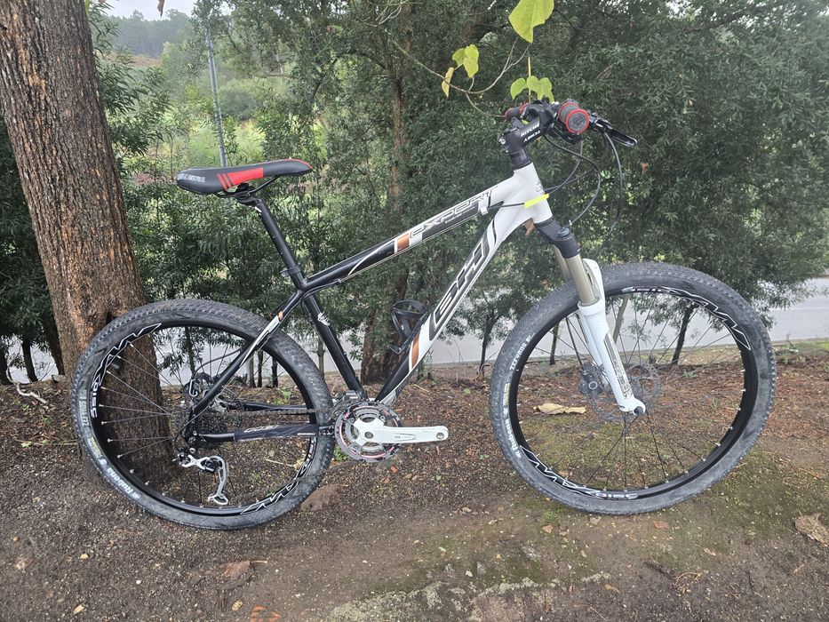 Bh btt travoes hidraulicos com rock shox
