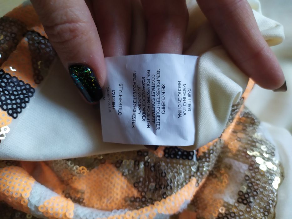 Mini sukienka z cekinami. Hit! M. Cekiny impreza sylwester