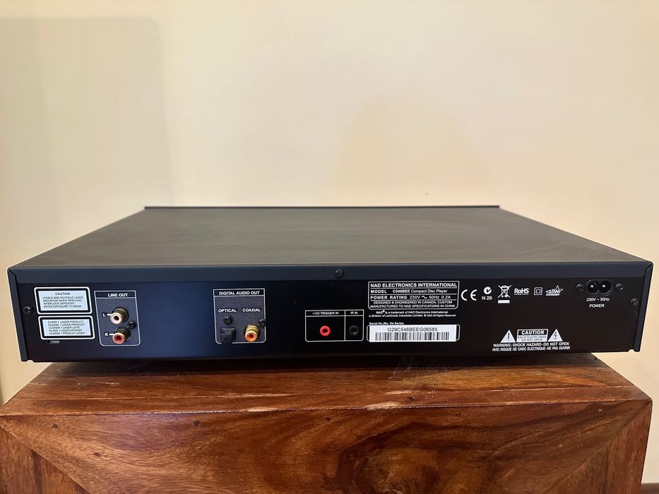 NAD amplituner oraz odtwarzacz CD