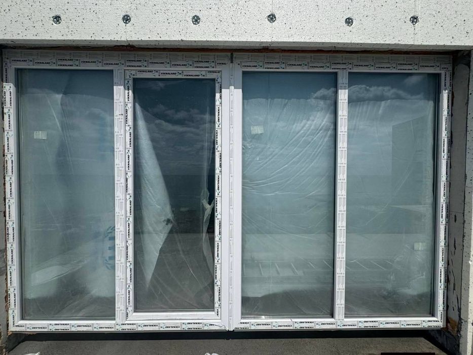 Продам 2  металопластикових вікна.