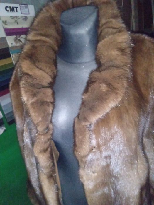 Продам новый норковый полушубок Италия,класс Люкс