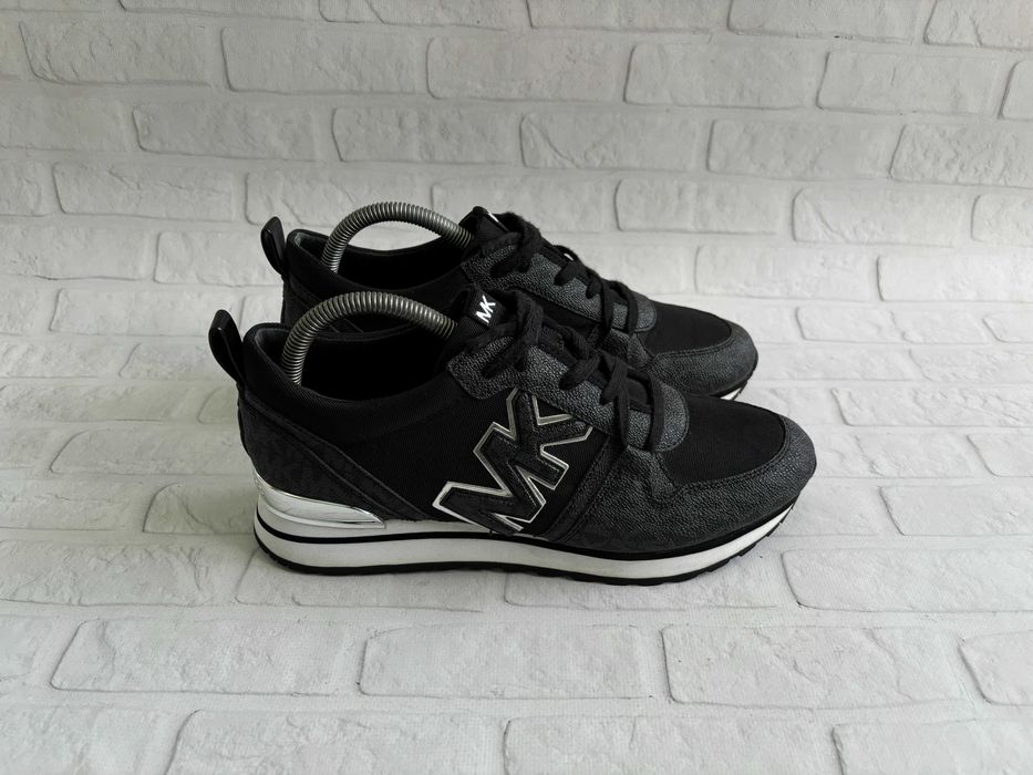 Женские Кроссовки Michael Kors 39 Розмір Жіночі Кросівки Оригінал