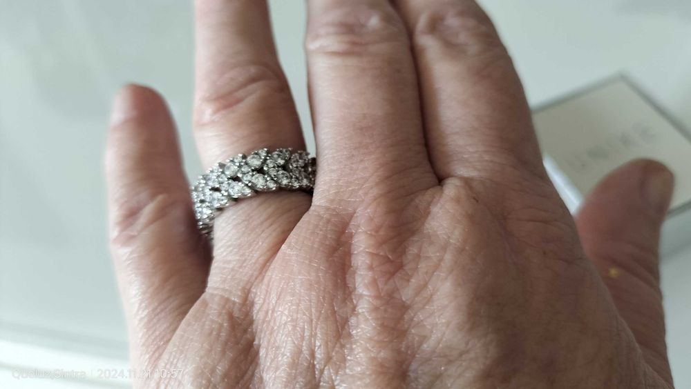 Anel de prata da marca UNIKE