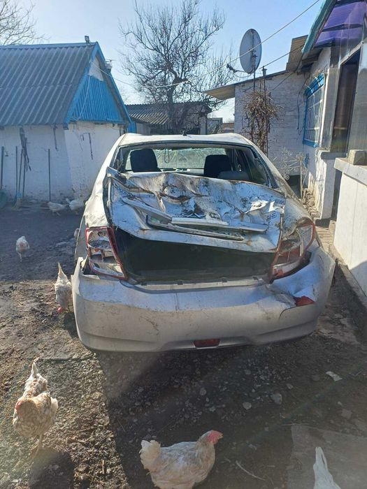Chery (Е5) після ДТП, двигун цілий