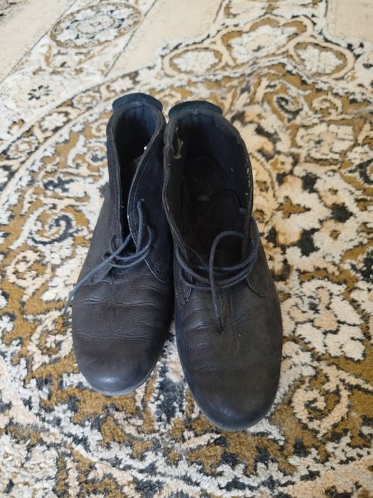 Жіночі шкіряні черевички 42 розмір